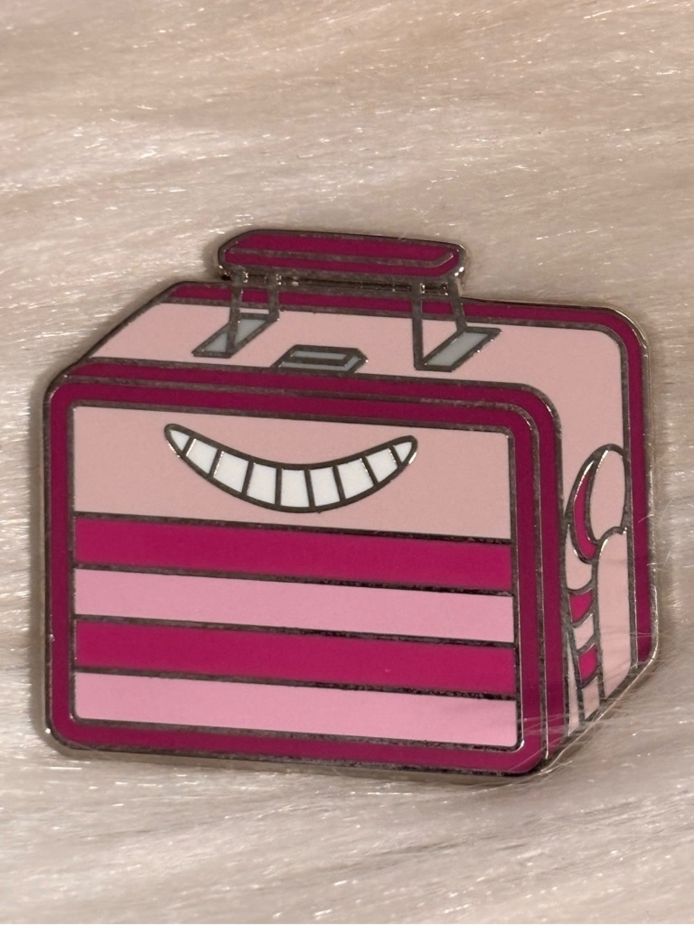 2022 Disney Pin Magical Mystery Series Lunch Box Wonderland Cheshire Cat